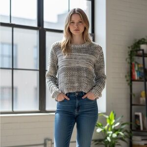 Jack Sweater Size XS Open Weave Long Sleeve Spring front crop